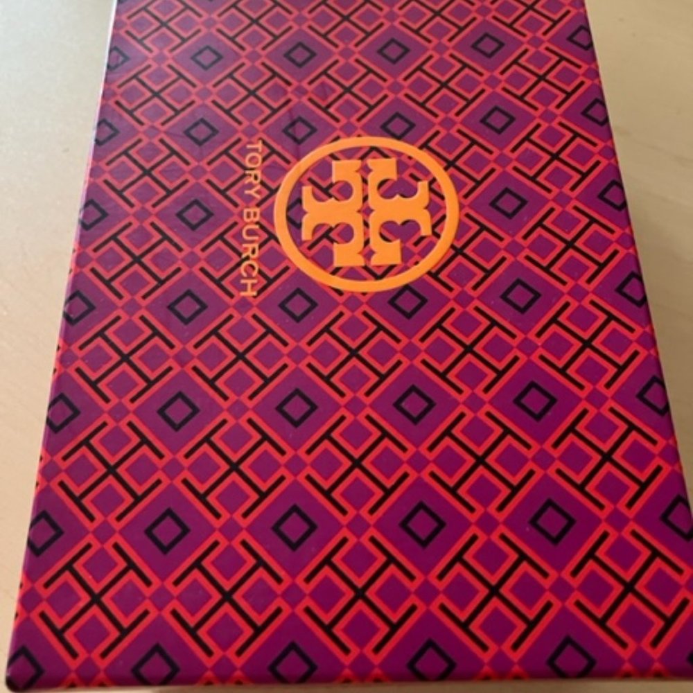 JESSA SUEDE MID-HEEL PUMP